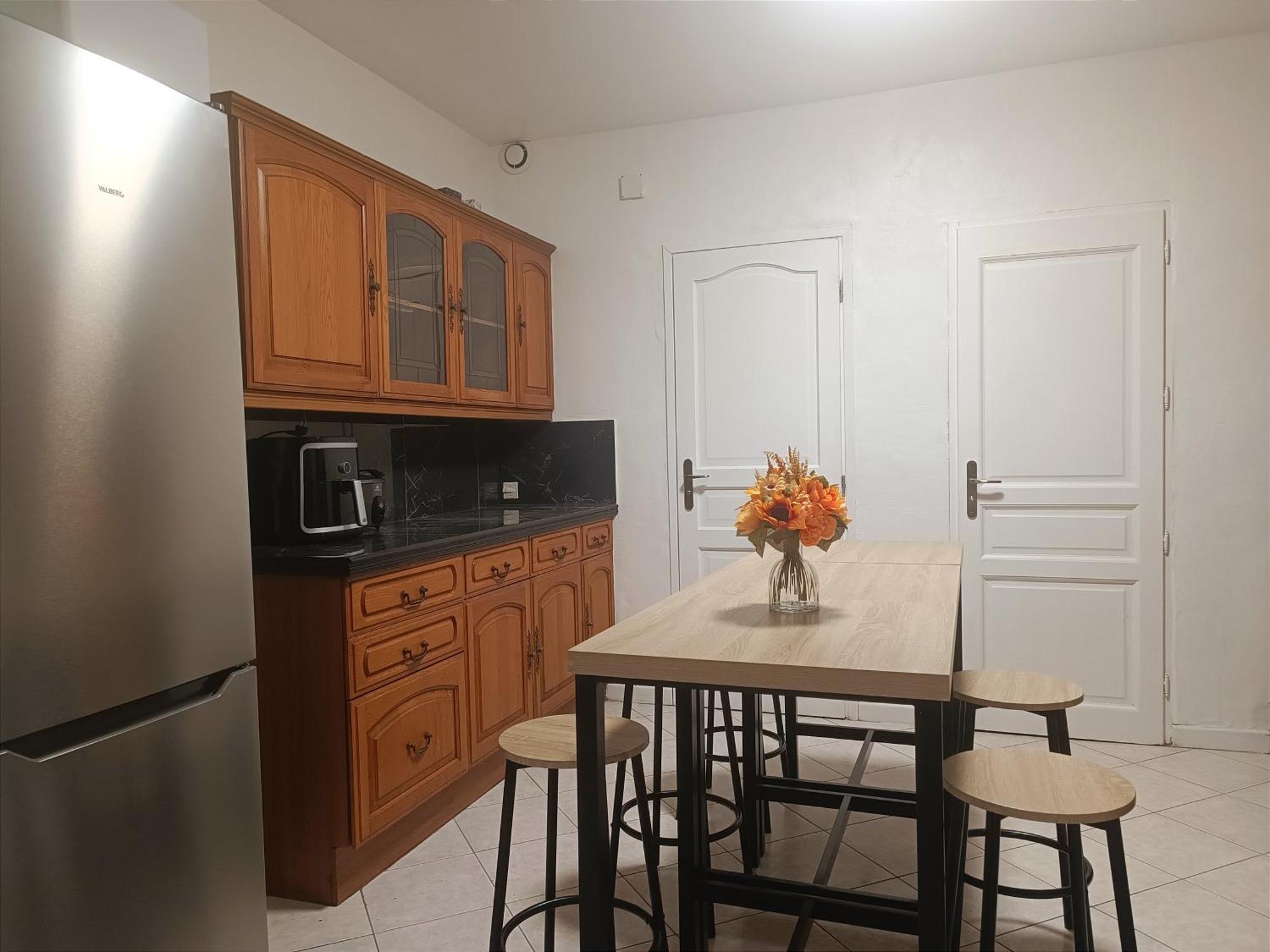 Homestay Tourcoing Kültér fotó